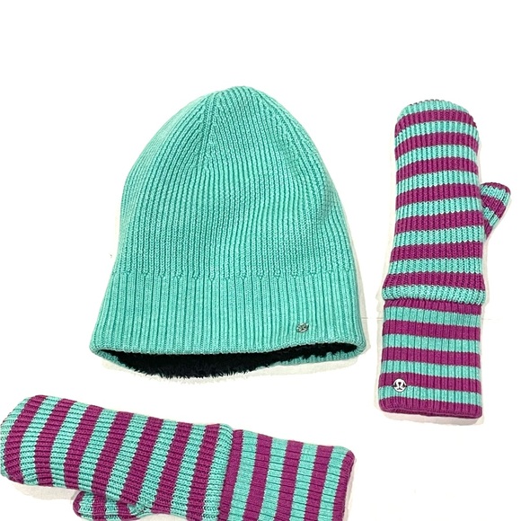 LULULEMON Women’s Hat Mittens Set Extra warm - Picture 2 of 9